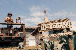 Pueblo Arriba Hostel